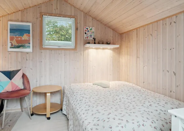 펜션 3 Bedroom Cozy In